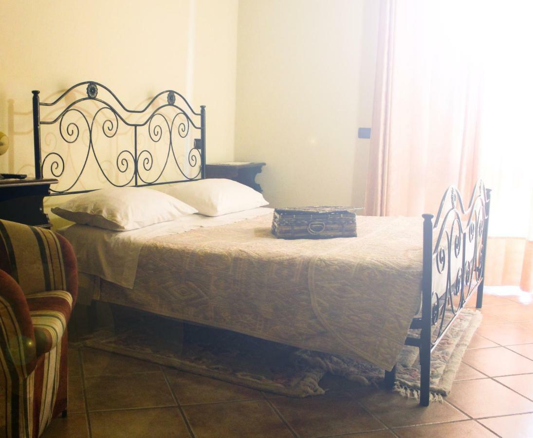 La Fattoria Hotell Cusano Mutri Exteriör bild