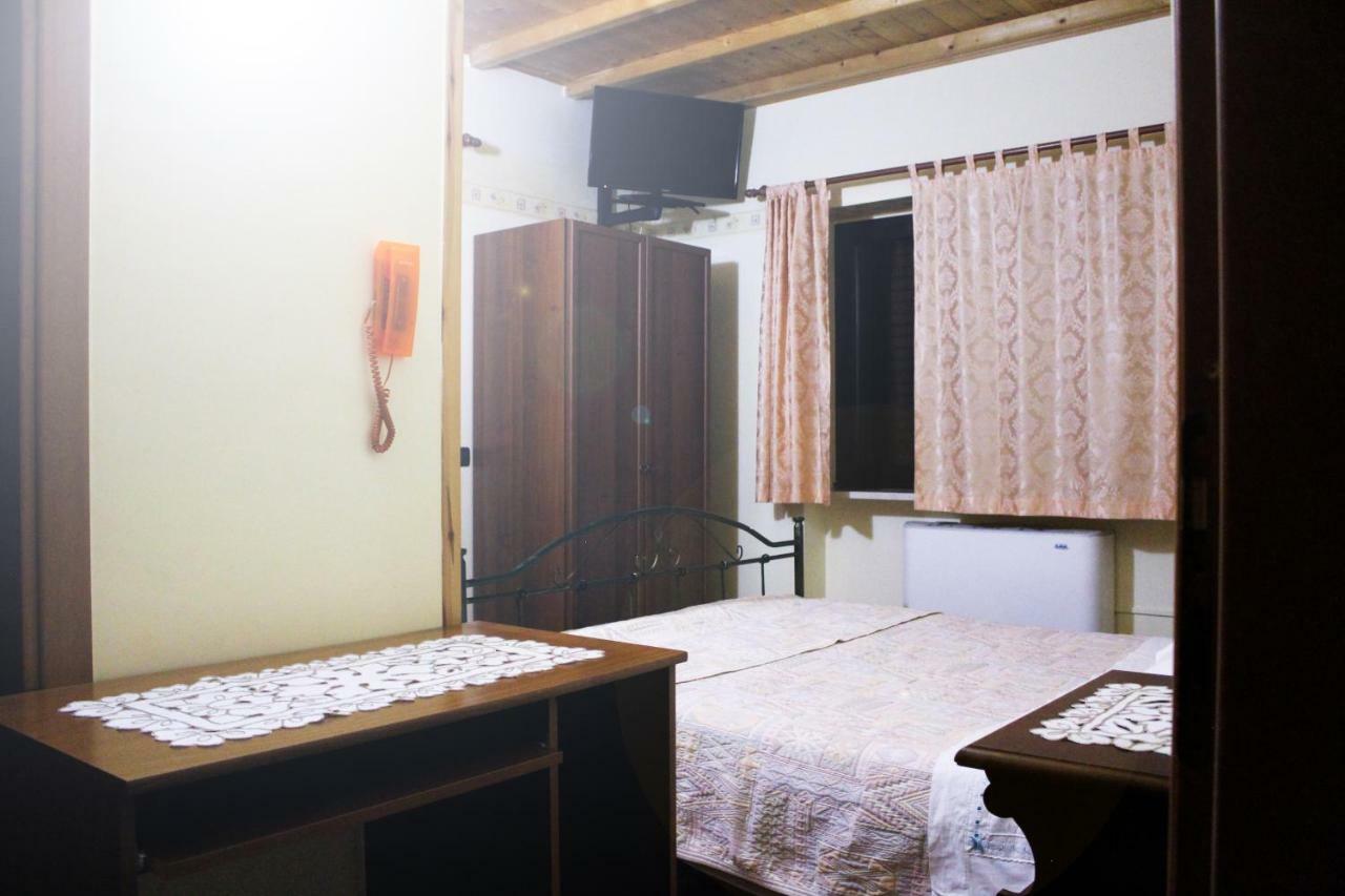 La Fattoria Hotell Cusano Mutri Exteriör bild